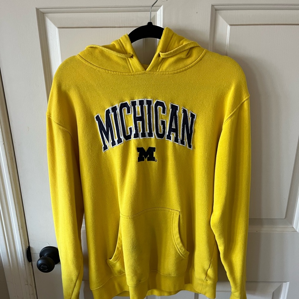 University of Michigan Hoodie Medium